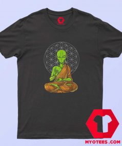 Alien Yoga Meditation Buddha UFO Cosmic T shirt