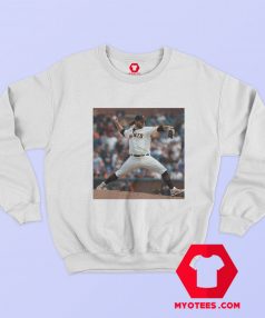 SF Giants Brandon Crawford makes pitching Sweatshirt